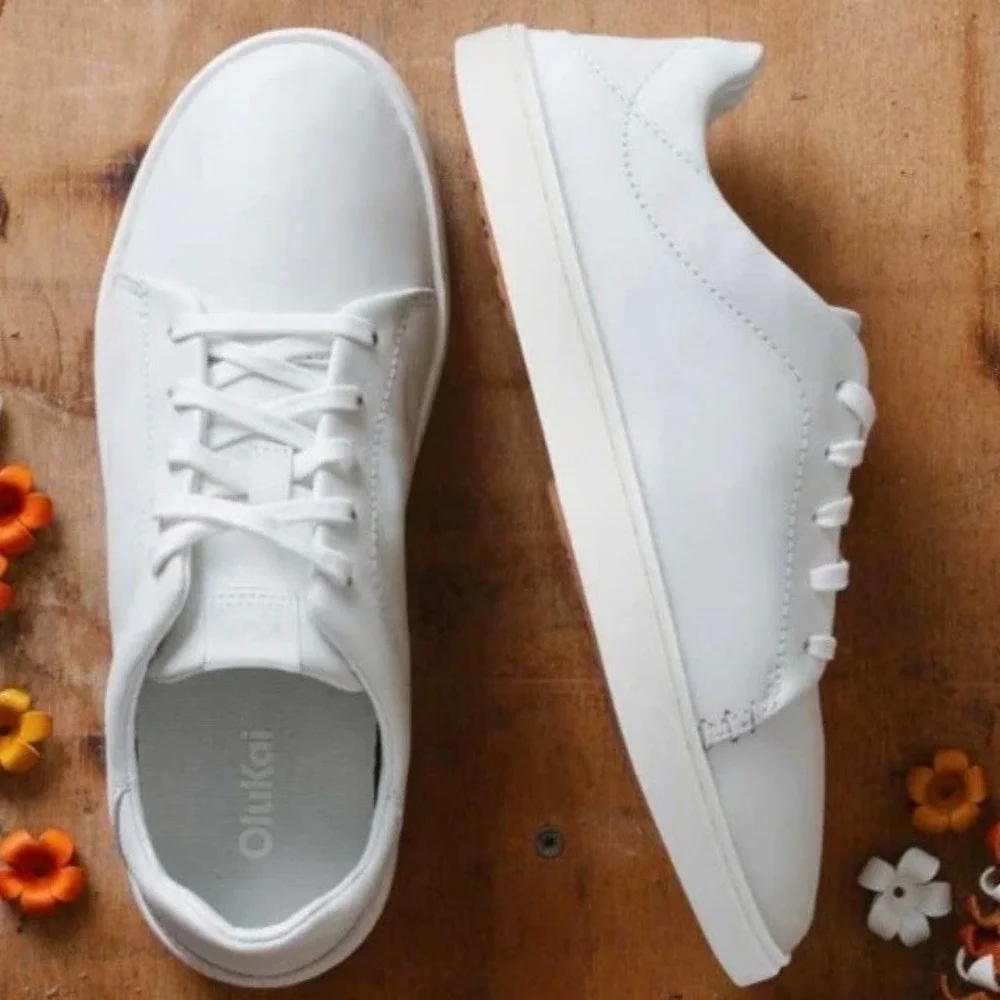 OluKai low top